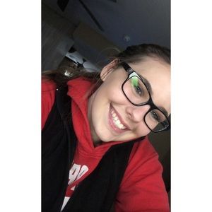 Meet your Posher, Leighann